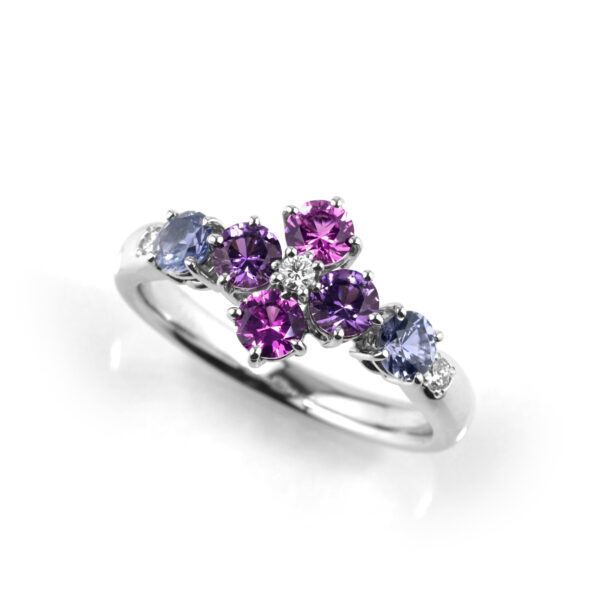 572.高品質カラーサファイアプラチナリング