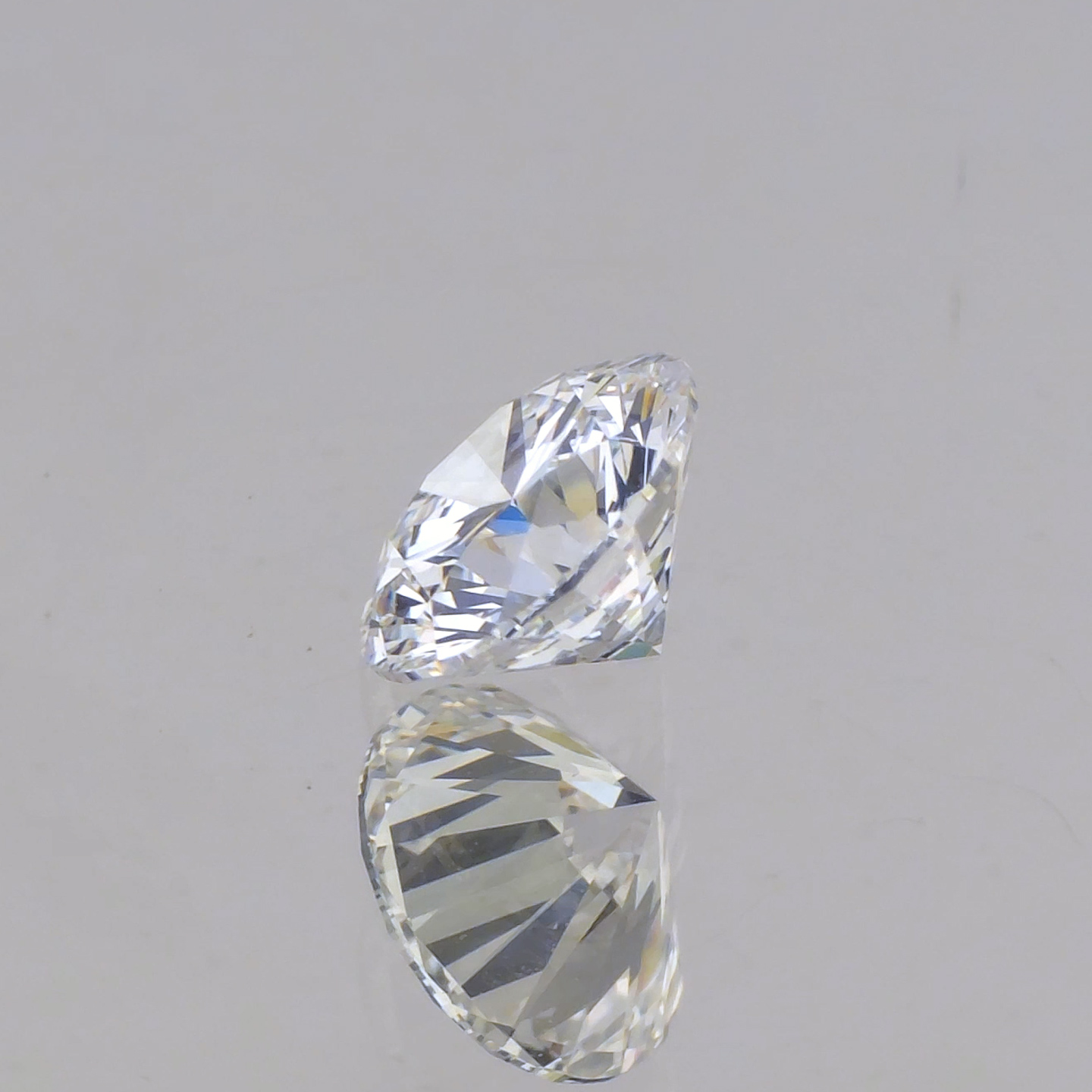 フローレスダイヤモンド1.02ct D FL 3EX TypeⅡa(GIAダイヤモンド鑑定