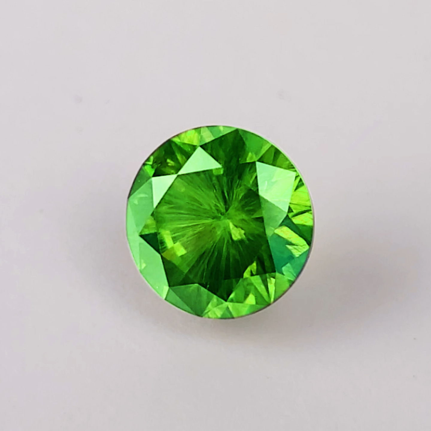 ロシア産デマントイドガーネット2.17ct(中央宝石研究所宝石鑑別書 GIA