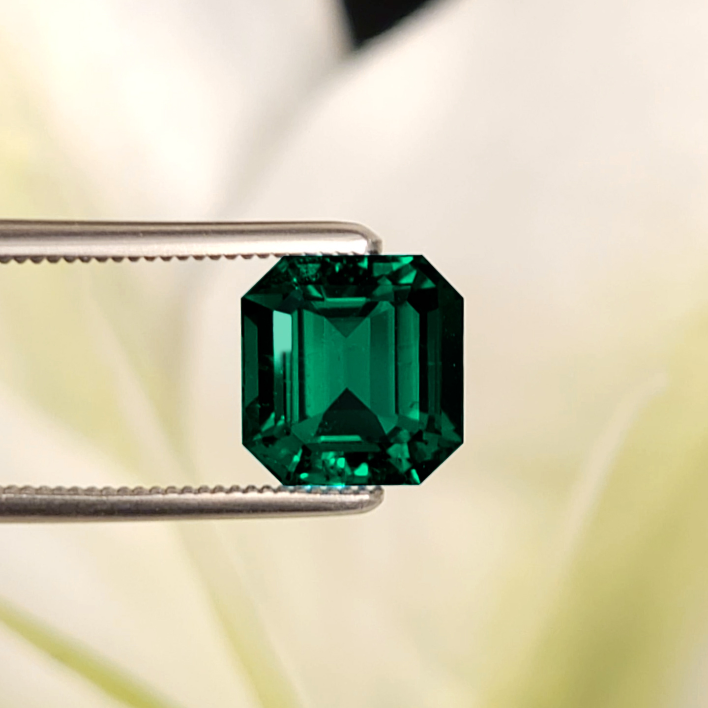コロンビア産ムゾー鉱山エメラルド1.63ct(GIA宝石ソーティング付