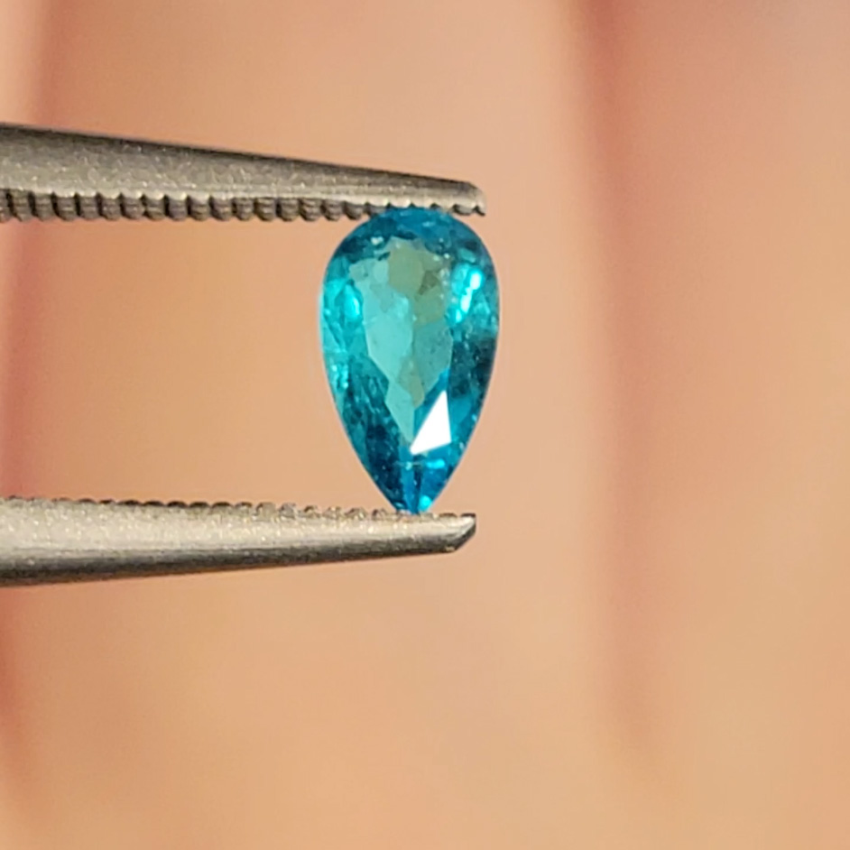 ブラジル産バターリャ鉱山パライバトルマリン0.243ct(中央宝石研究所