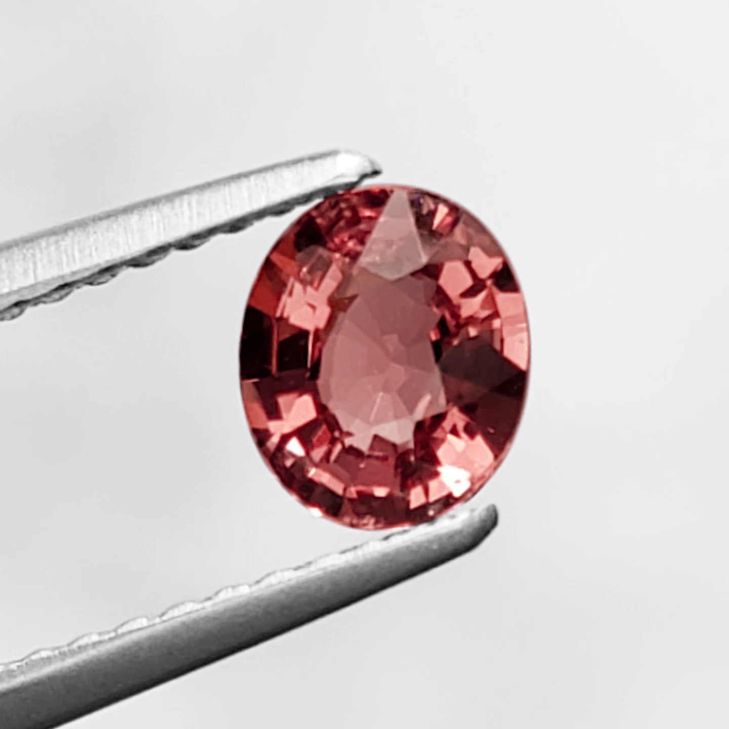 非加熱パパラチャサファイア0.69ct(GIA宝石鑑別書付) | ユアエメラルド